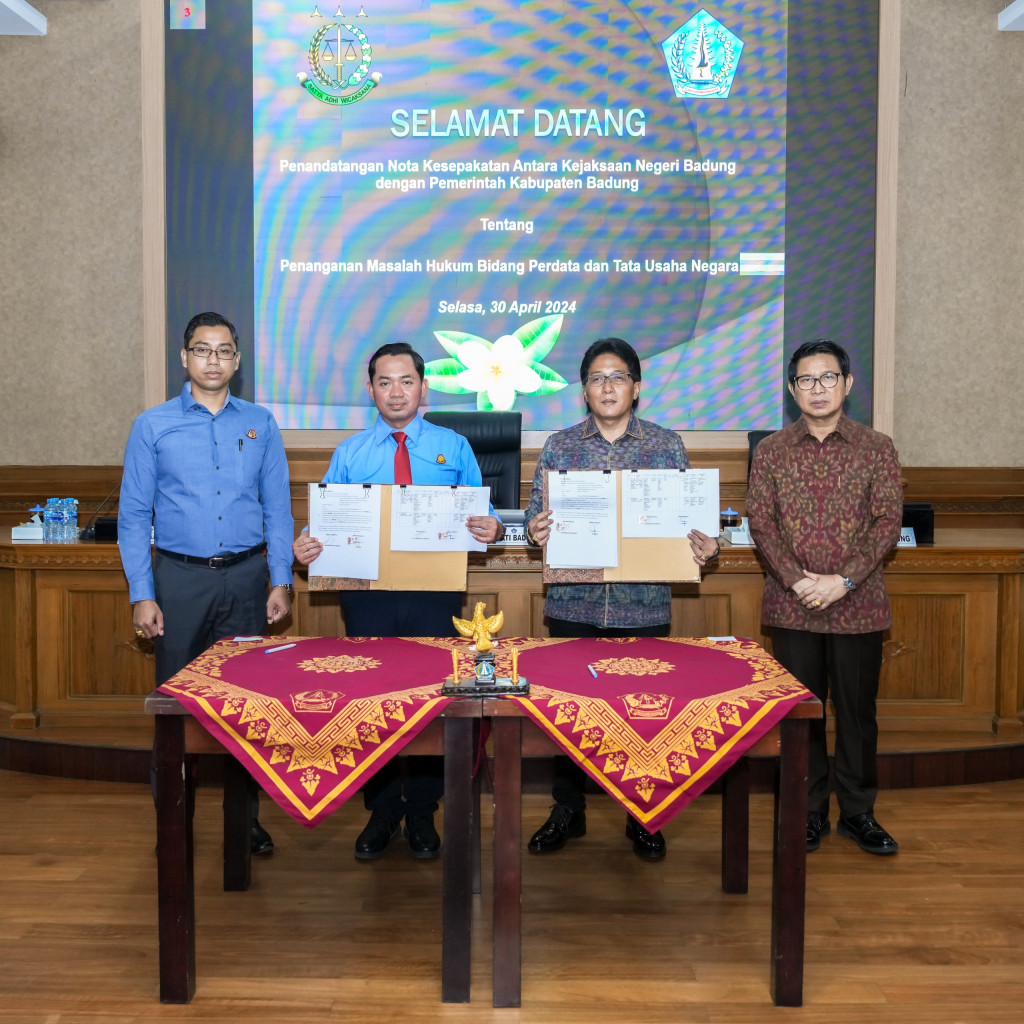 Pemkab Badung dan Kejari Teken MoU Bantuan Litigasi